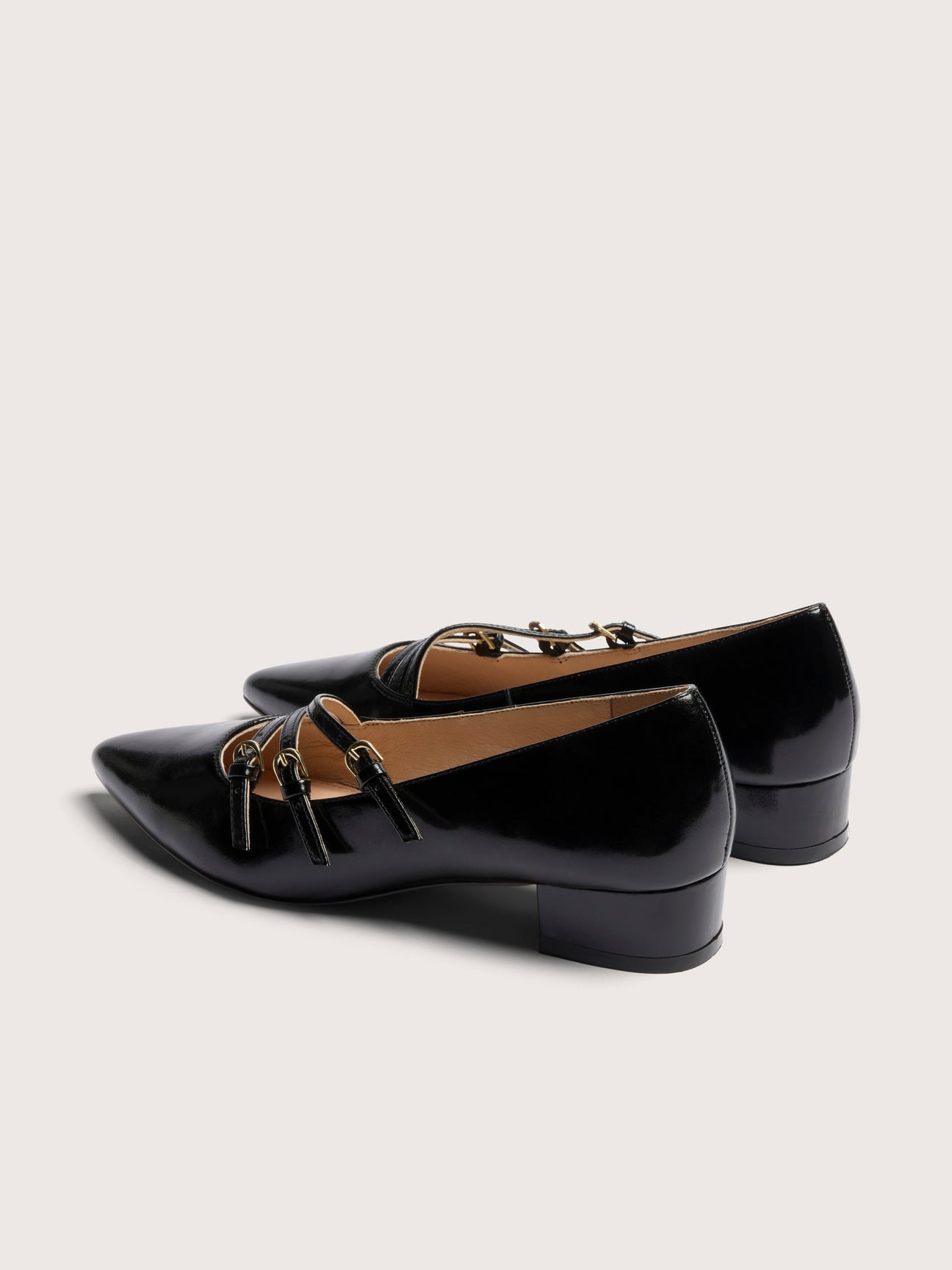 Josephine Buckle Flat