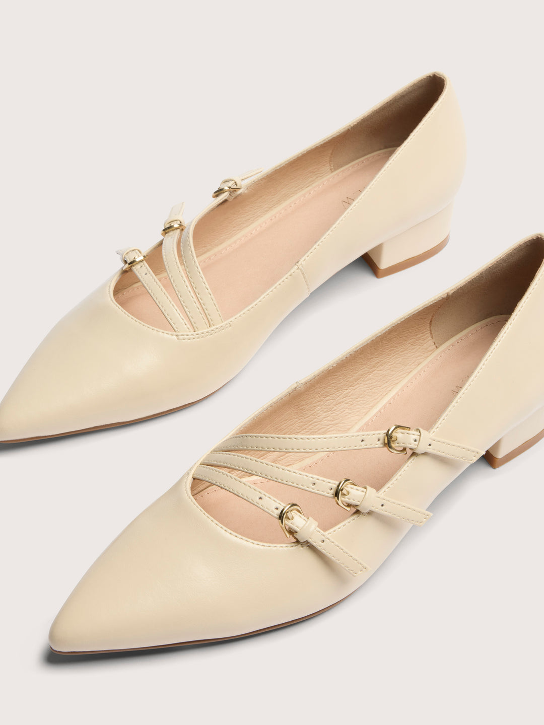 Josephine Buckle Flat