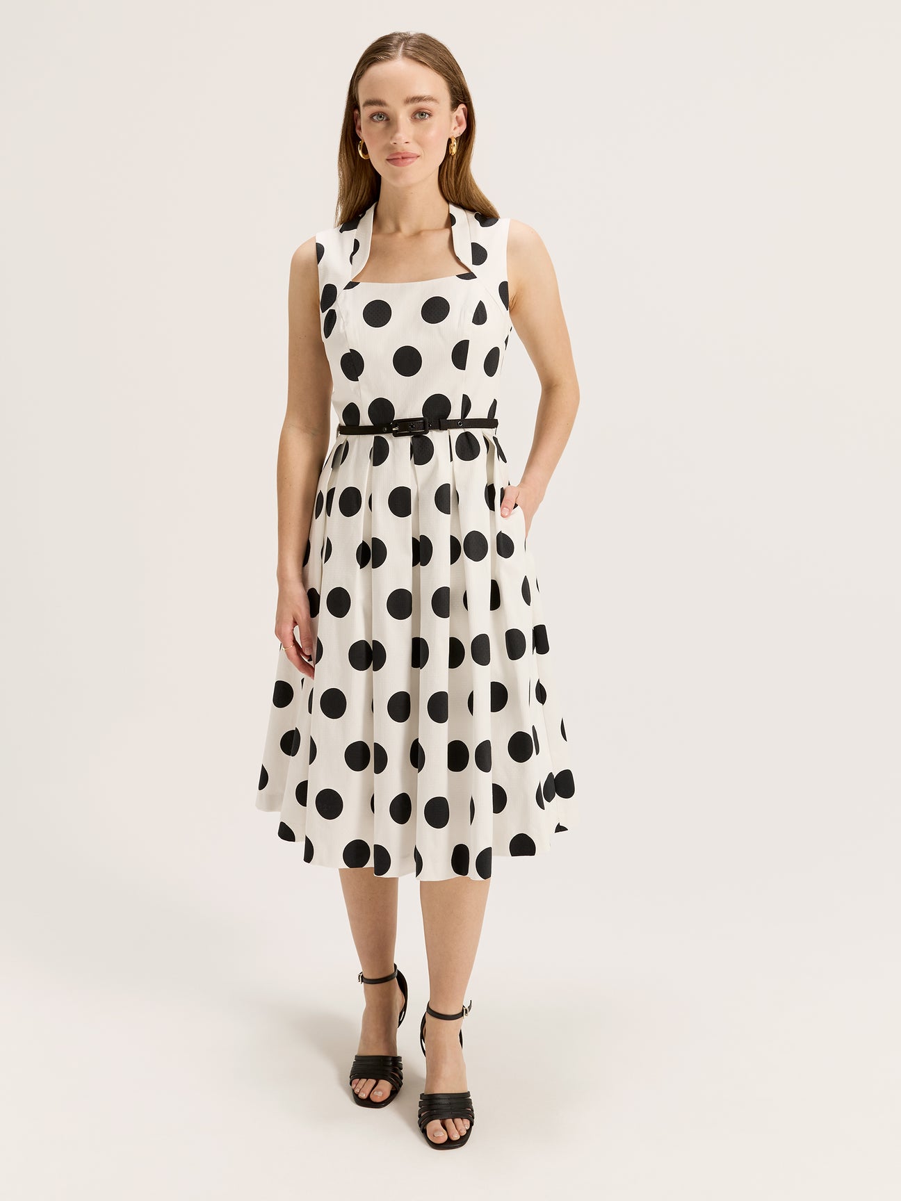 RE25DR073_REWHT010_05_1735624093000