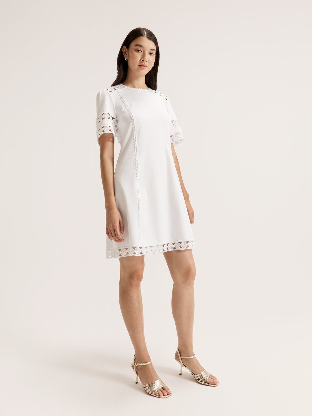 RE25DR310_REWHT009_01_1724906043000