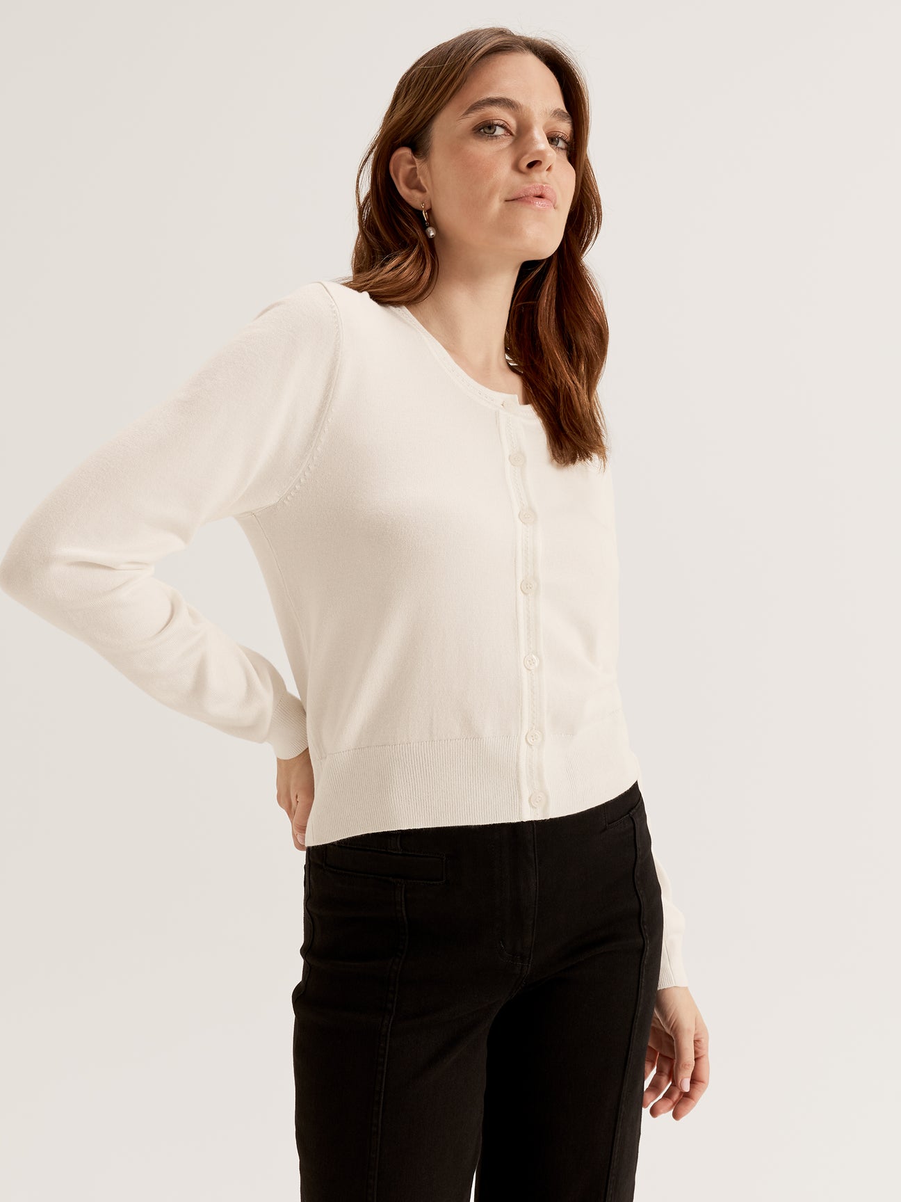 Women's Crew Neck Long Sleeve Knit Cardigan