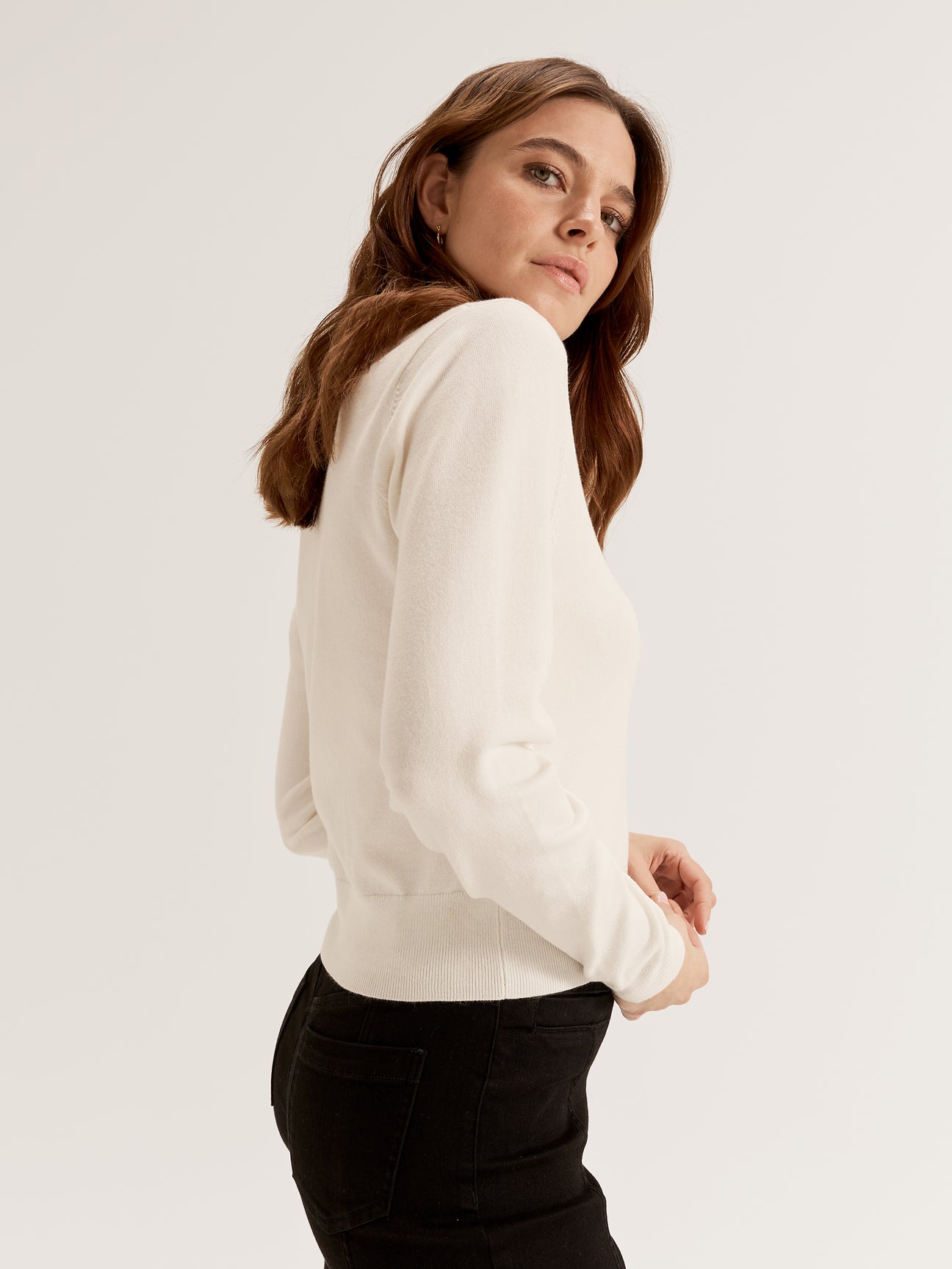 Women's Crew Neck Long Sleeve Knit Cardigan
