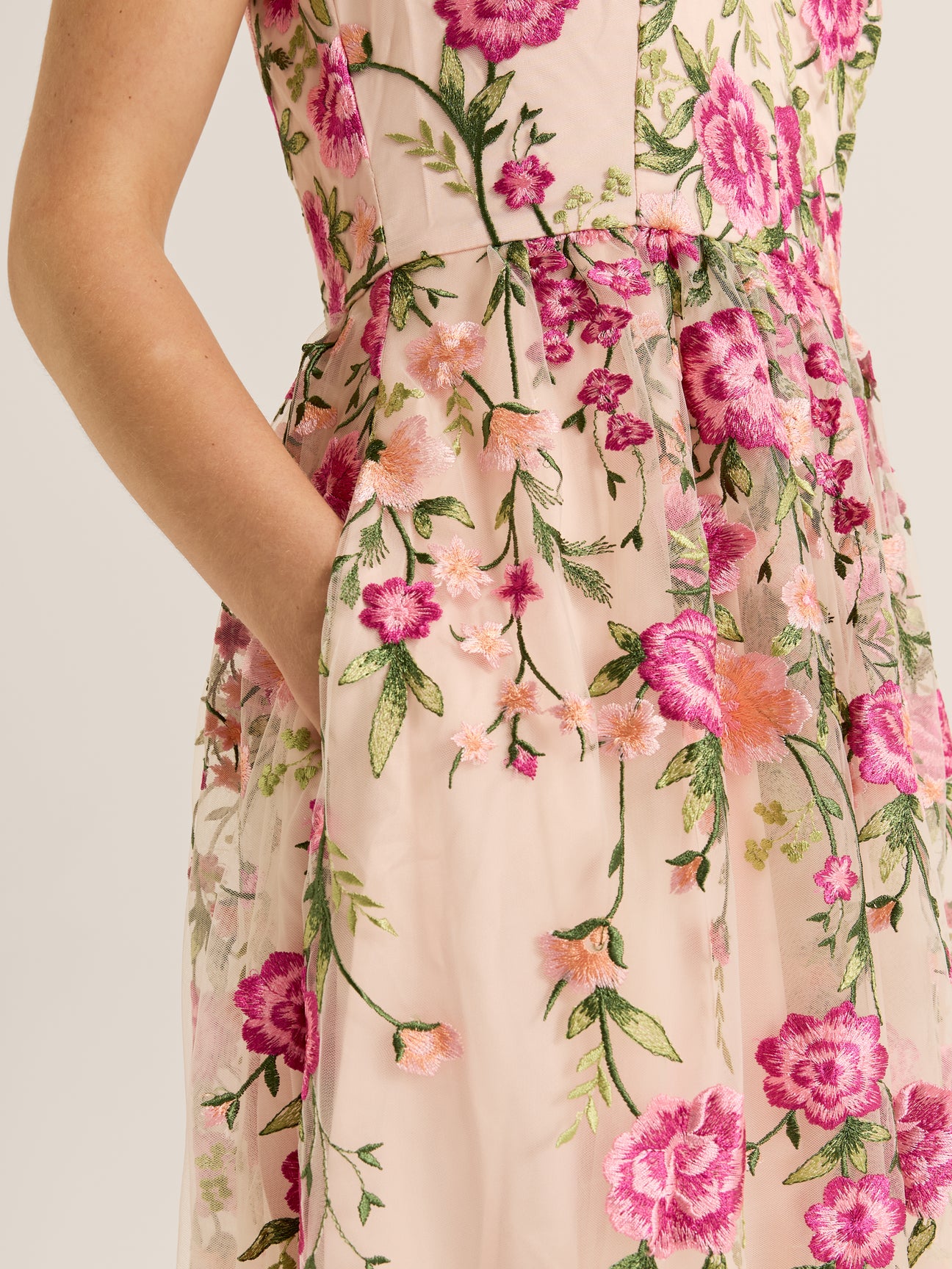 Hot House Botanic Gown