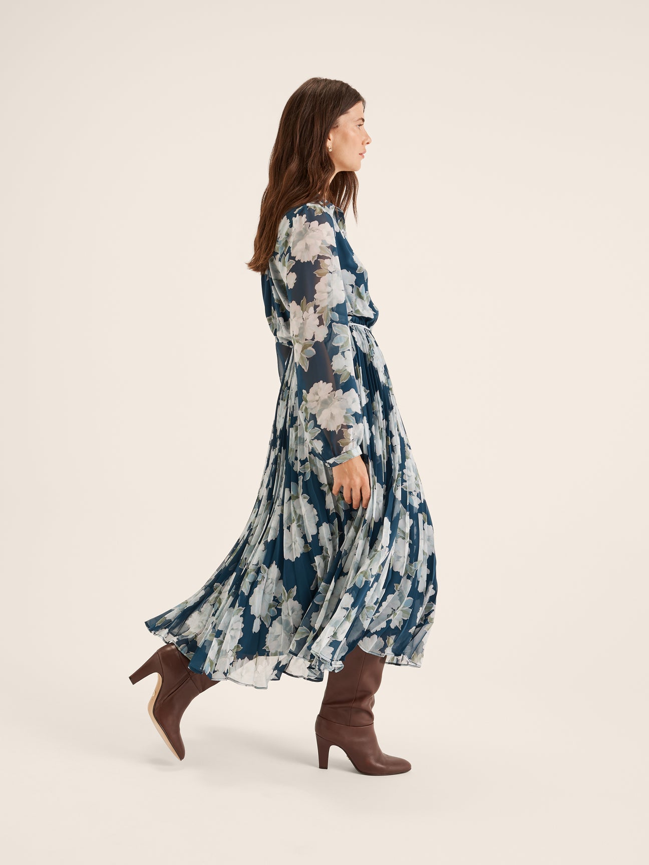 Magnolia Midi Dress