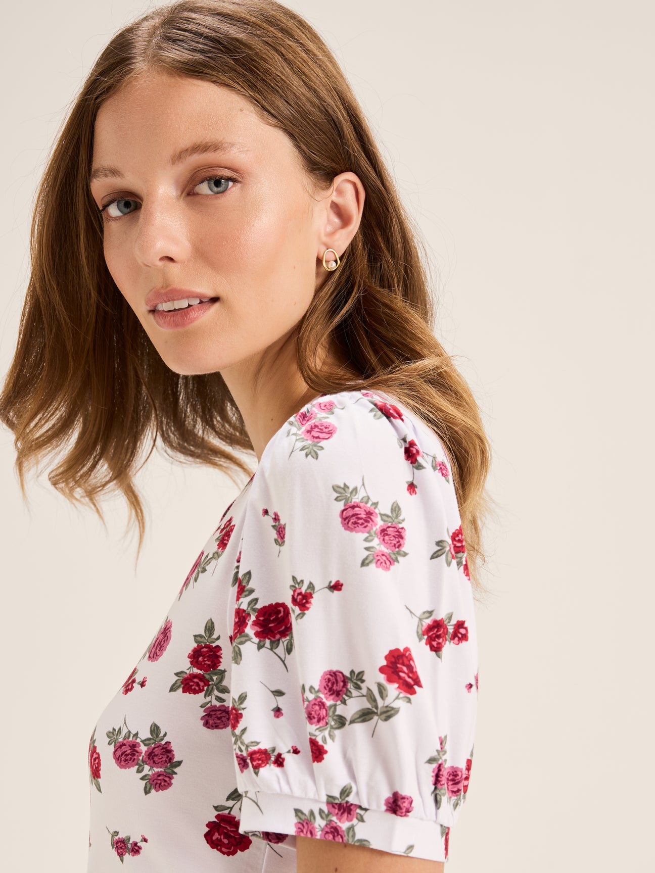 Cameo Top