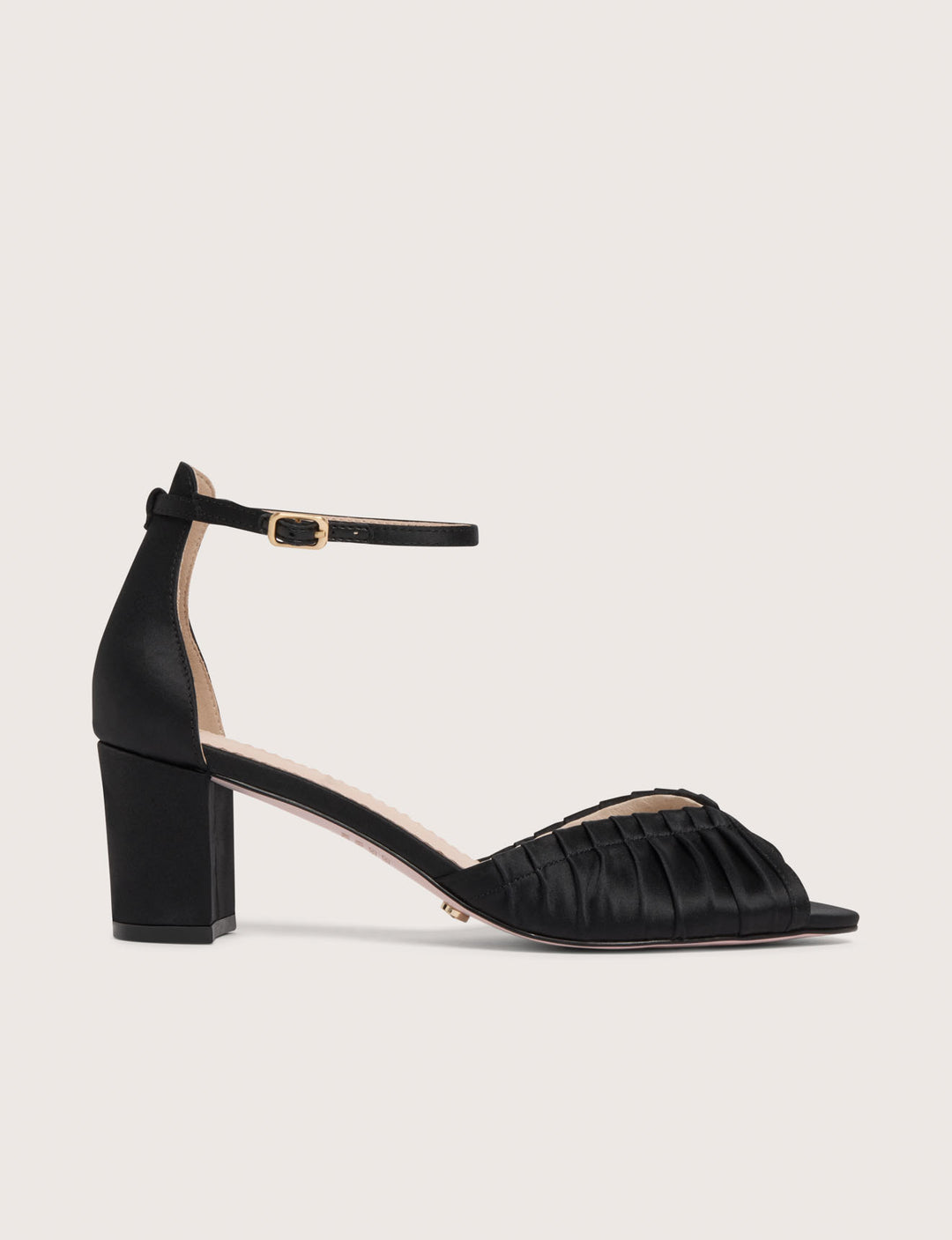 Yvie Heel