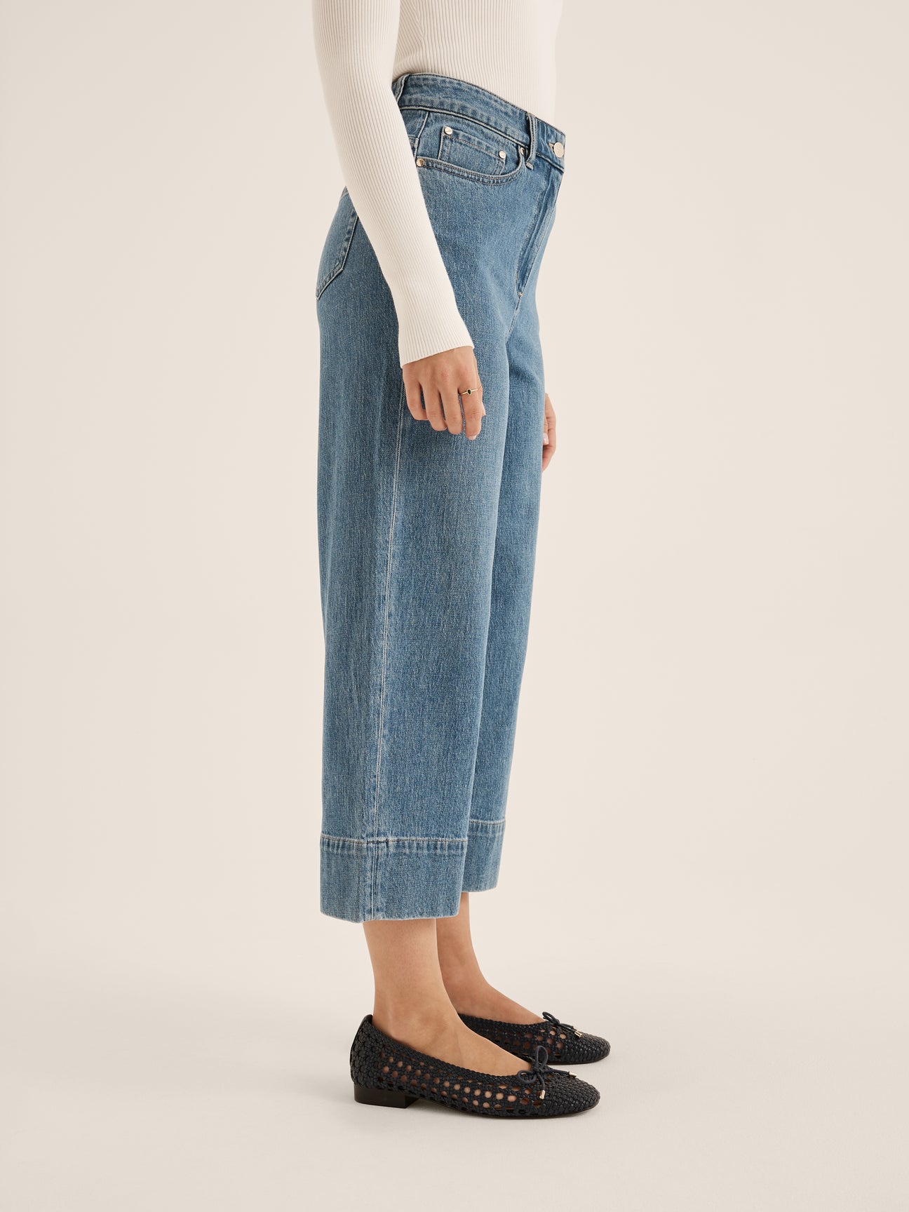 Isla Crop Jean