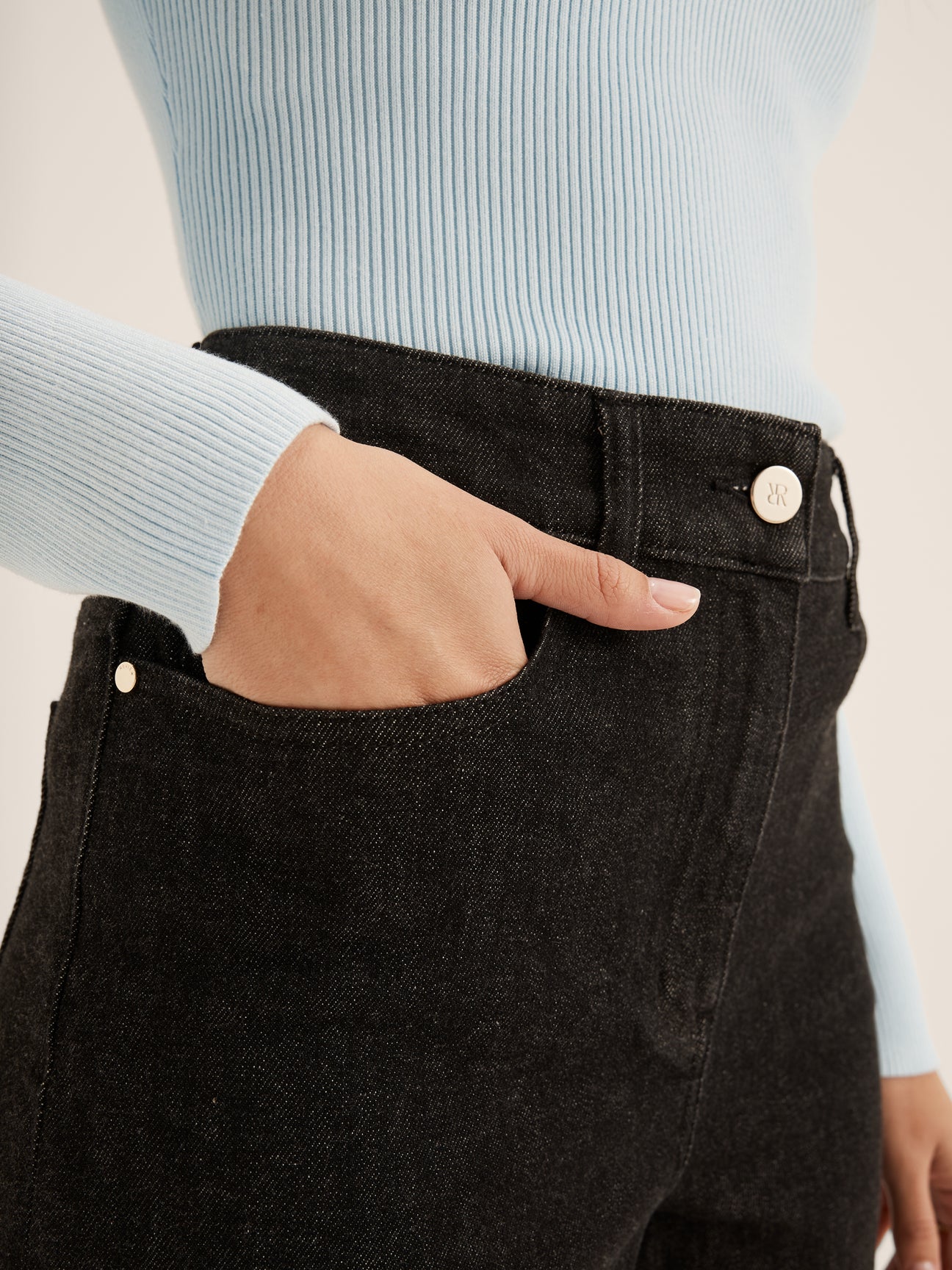 Isla Crop Jean