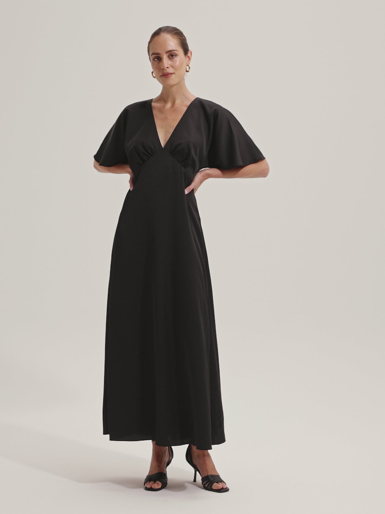 Montreal Sleeved Dress