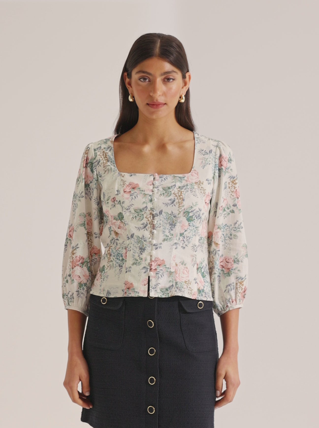 La Belle Blouse