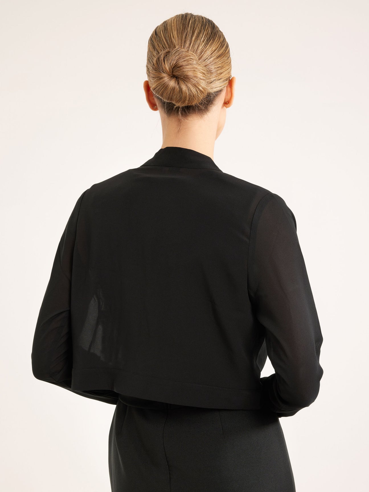 RE23JK027_REBLK001_04_1705279387000
